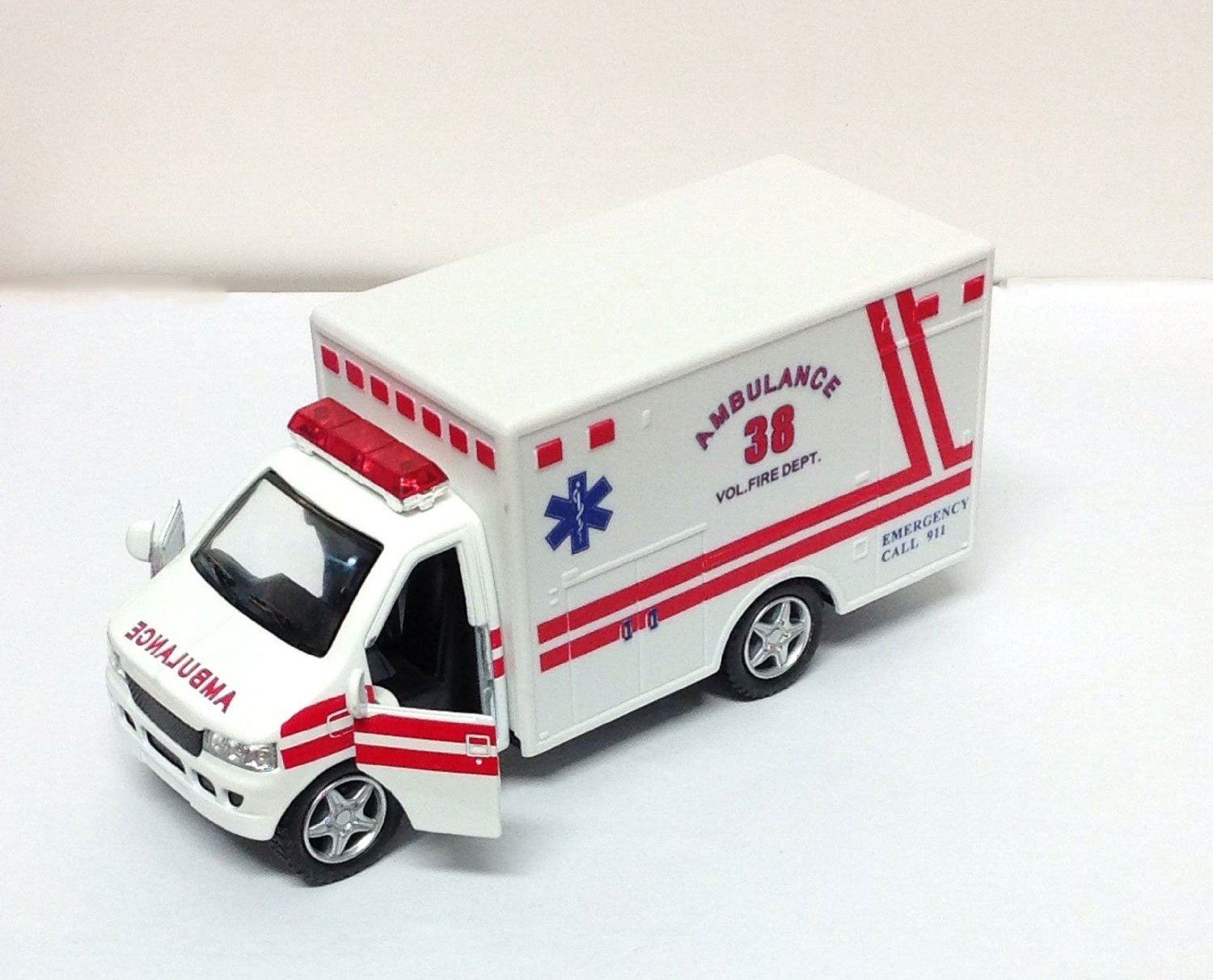 Die Cast Ambulance Rescue Team Truck W/ Open Doors
